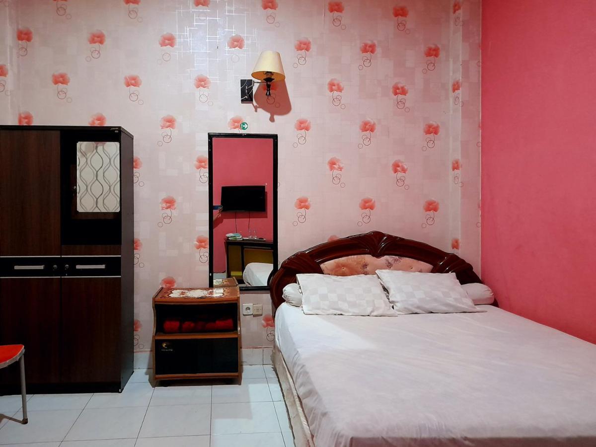 Hotel Rosichan Bau Bau Mitra Reddoorz Baubau Exteriér fotografie